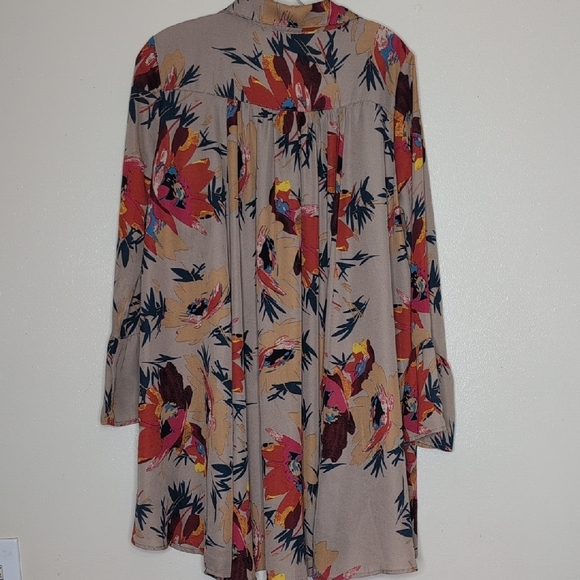 Umgee babydoll Boho Floral Style Tunic Mini Dress size M - Picture 3 of 10